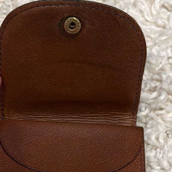 Louis Vuitton Monogram Coin Purse - Picture 2 of 7